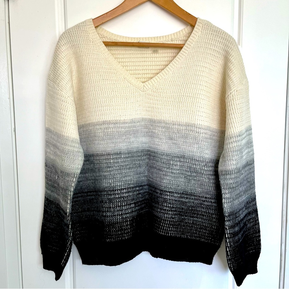 Woman’s Size Small - Knit V Neck | Gradient Sweater (BRAND NEW) | ROXY